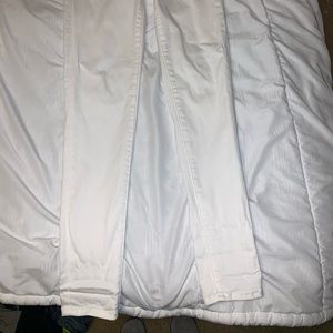 white American eagle jeans